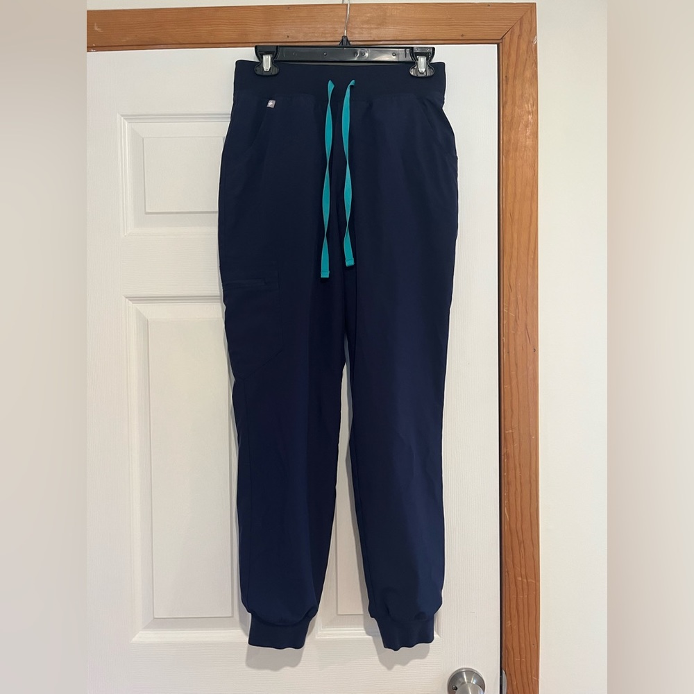 Figs Technical Collection Scrubs